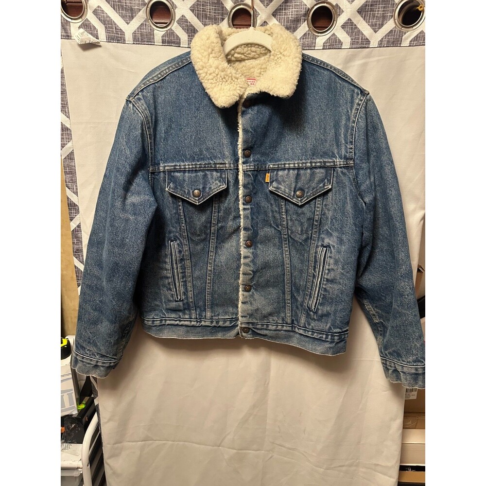 Vintage Levi's Denim Sherpa Lined Trucker Jacket Mens size 44R USA Orange Tab